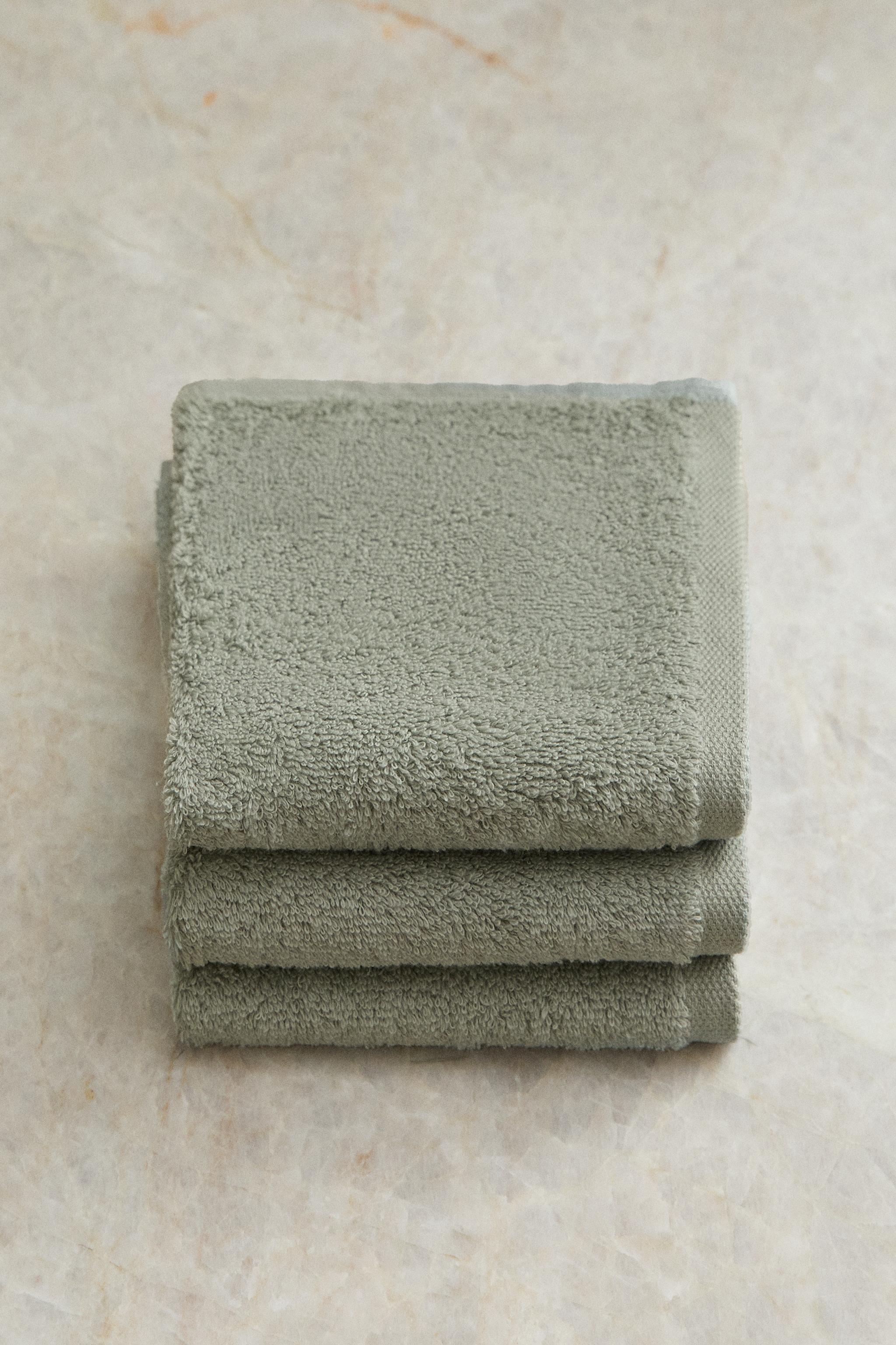 PACK OF COTTON HAND TOWELS (PACK 3)